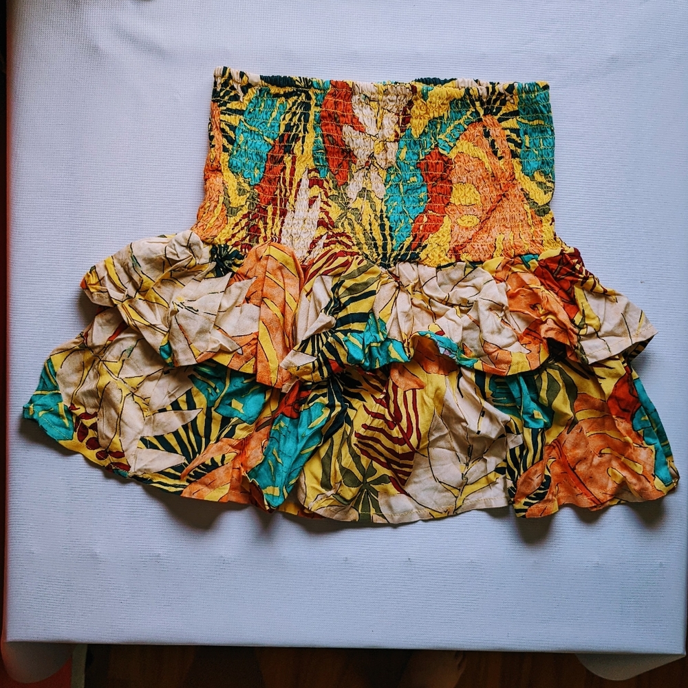 Forever 21 Tropical Floral Ruffled Mini Skirt Size M